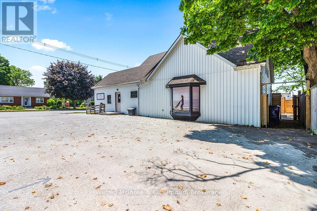 609 Bricker Street, Saugeen Shores, Ontario  N0H 2C0 - Photo 8 - X12250128