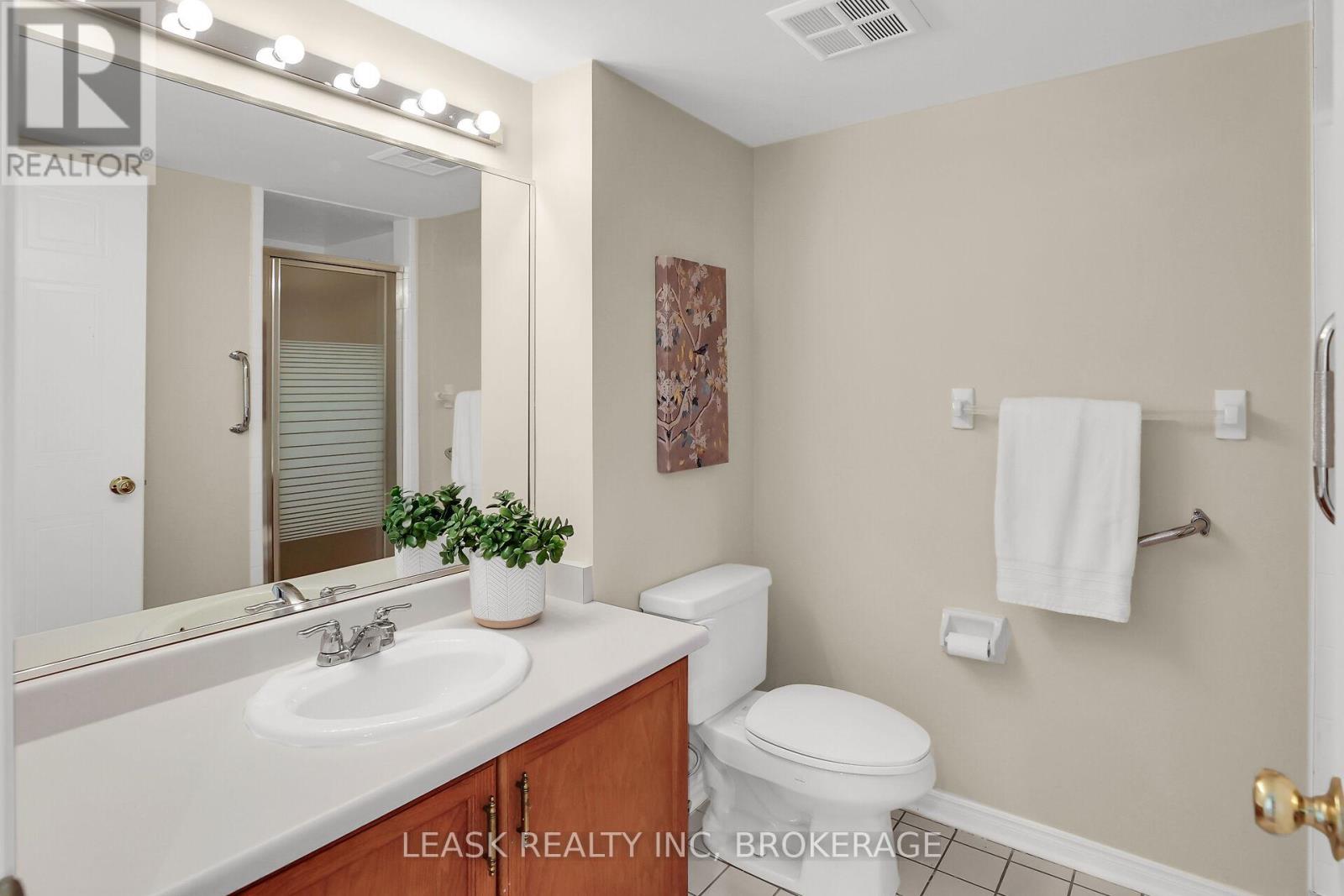 303 - 3 Towering Heights Boulevard, St. Catharines, Ontario  L2T 4A4 - Photo 16 - X12250056