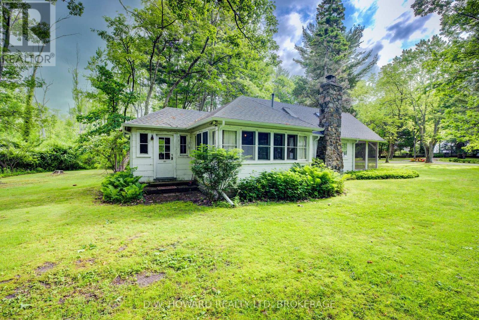 683 Pt Abino Road S, Fort Erie, Ontario  L0S 1N0 - Photo 22 - X12250119