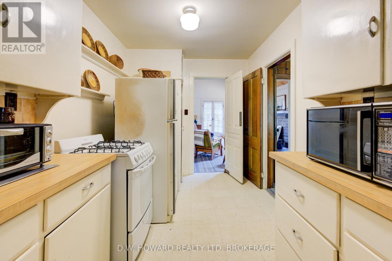 683 Pt Abino Road S, Fort Erie, Ontario  L0S 1N0 - Photo 25 - X12250119