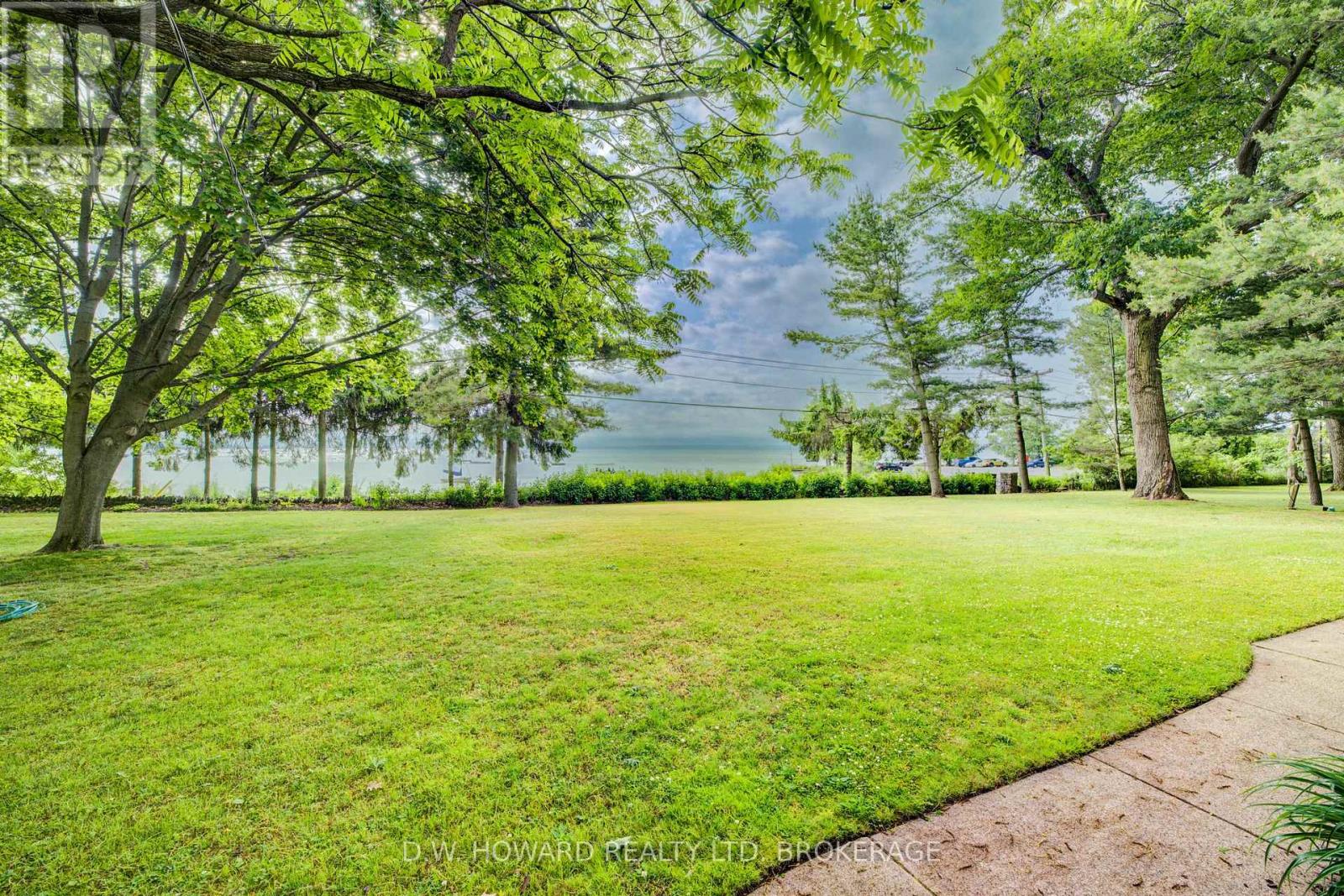 683 Pt Abino Road S, Fort Erie, Ontario  L0S 1N0 - Photo 32 - X12250119