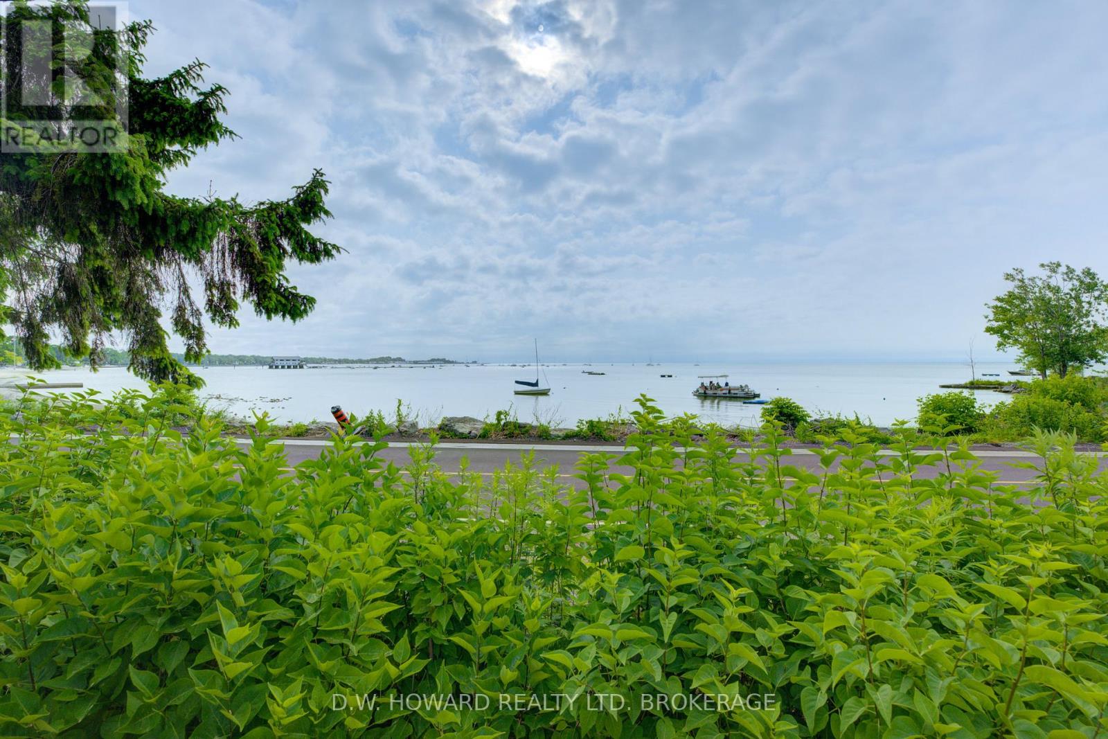 683 Pt Abino Road S, Fort Erie, Ontario  L0S 1N0 - Photo 35 - X12250119