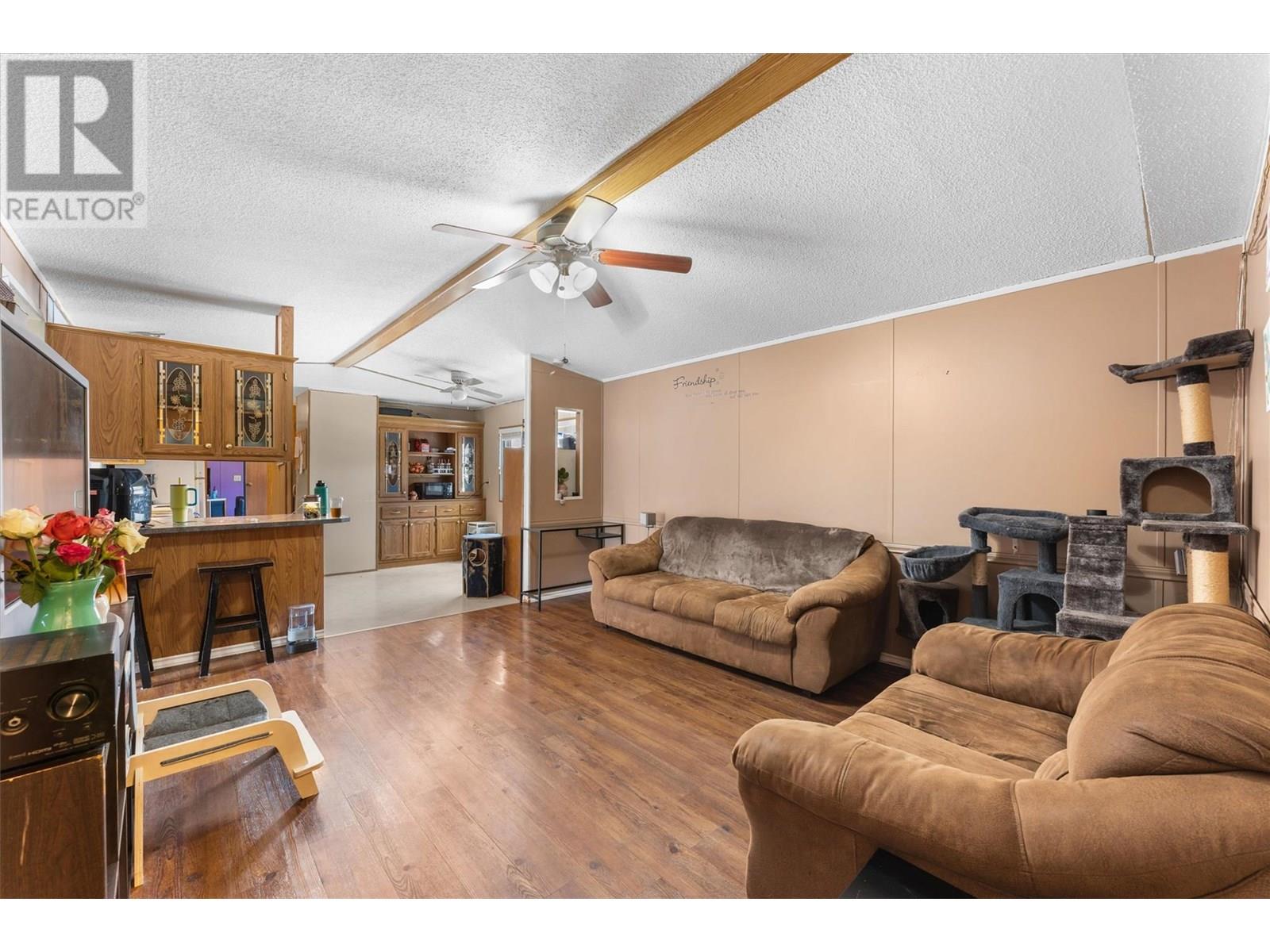 Property at 3381 Village Green Way Unit# 28 image 5