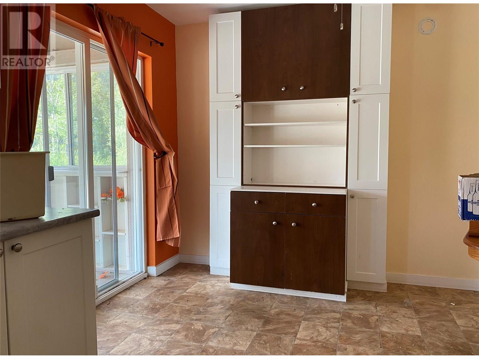 5325 Highway 33 Highway, Beaverdell, British Columbia  V0H 1A0 - Photo 26 - 10353708