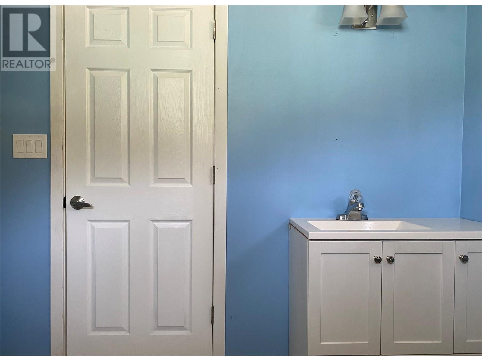 5325 Highway 33 Highway, Beaverdell, British Columbia  V0H 1A0 - Photo 16 - 10353708