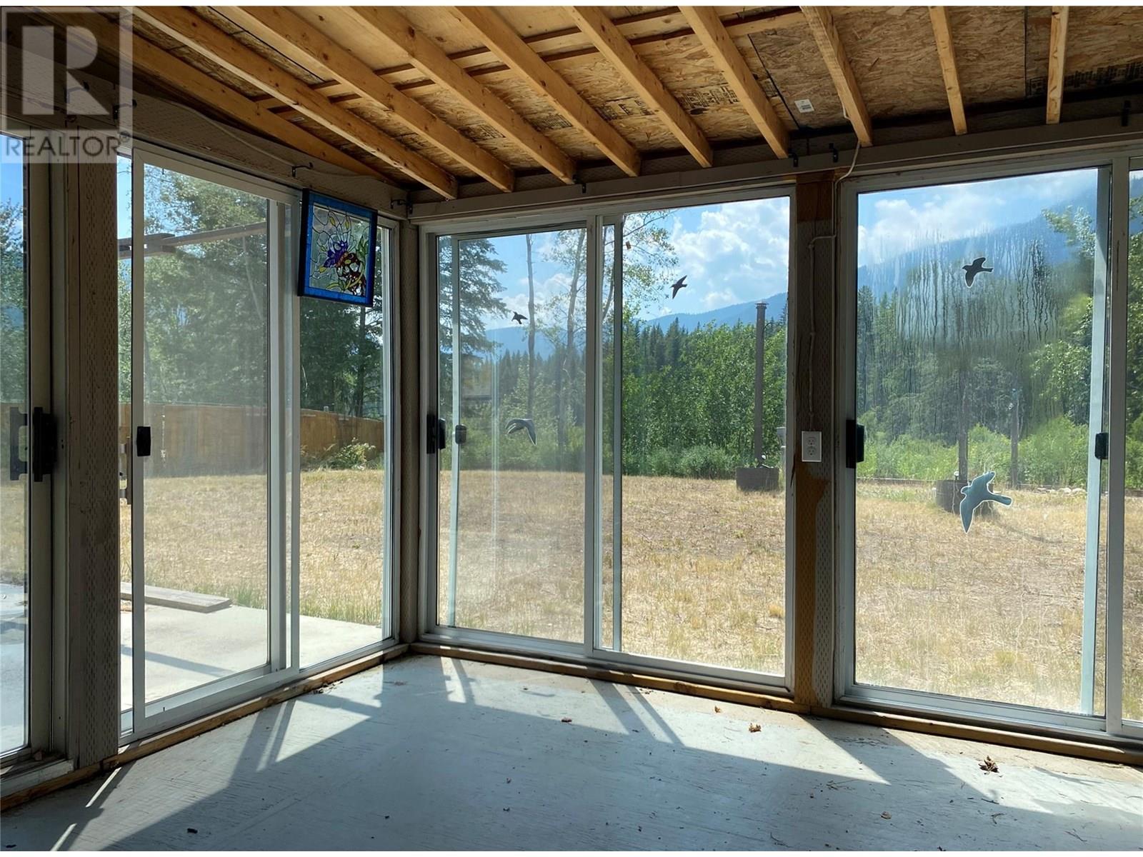 5325 Highway 33 Highway, Beaverdell, British Columbia  V0H 1A0 - Photo 28 - 10353708