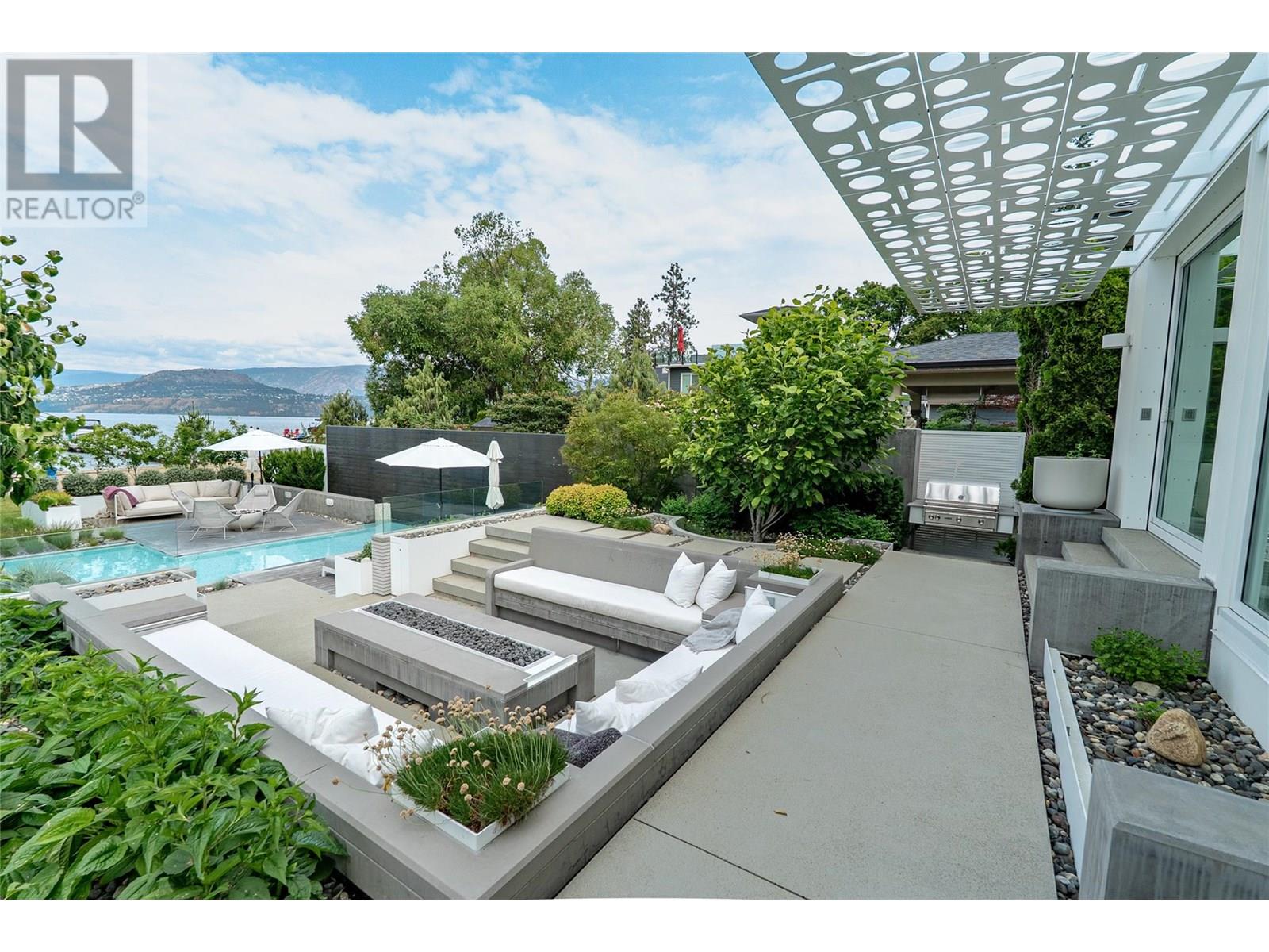 4110 Lakeshore Road, Kelowna, British Columbia  V1W 1V6 - Photo 4 - 10353783