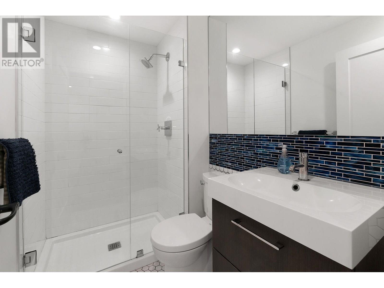 4110 Lakeshore Road, Kelowna, British Columbia  V1W 1V6 - Photo 59 - 10353783
