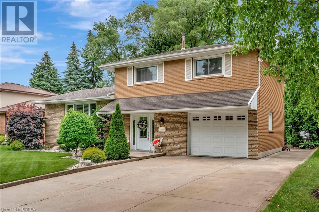 35 Shalfleet Boulevard, Brantford, Ontario  N3R 6L5 - Photo 1 - 40744854