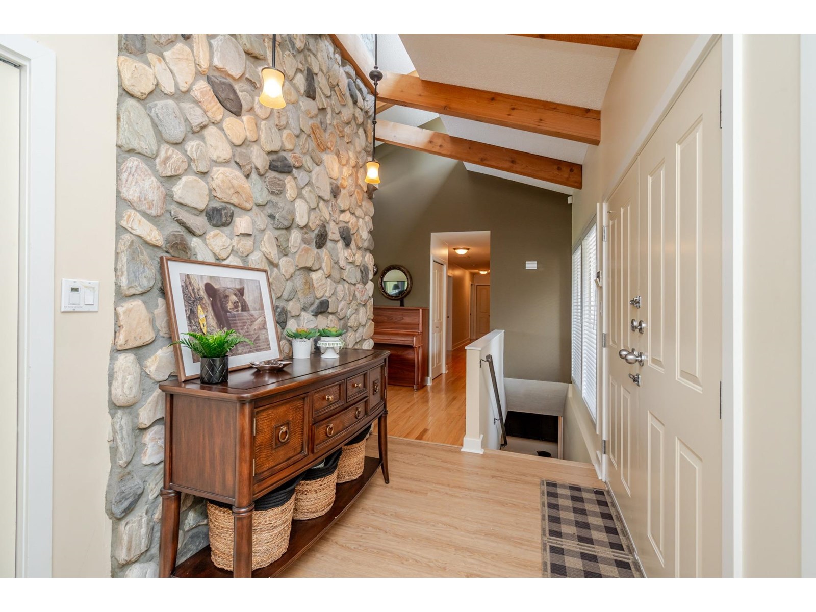 Property at 32923 CLAYBURN ROAD image 4