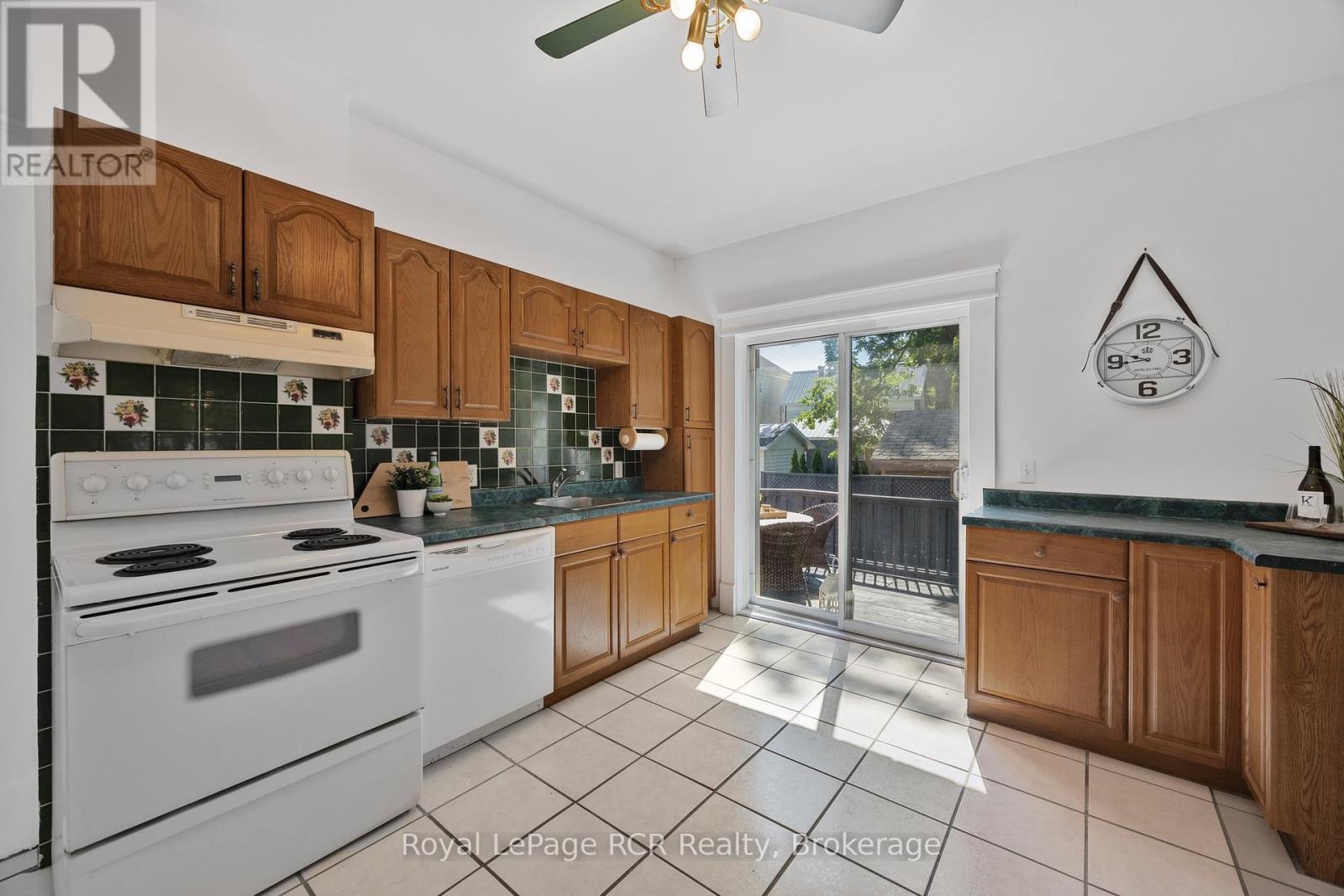 130 Second Street, Collingwood, Ontario  L9Y 1E8 - Photo 18 - S12250045