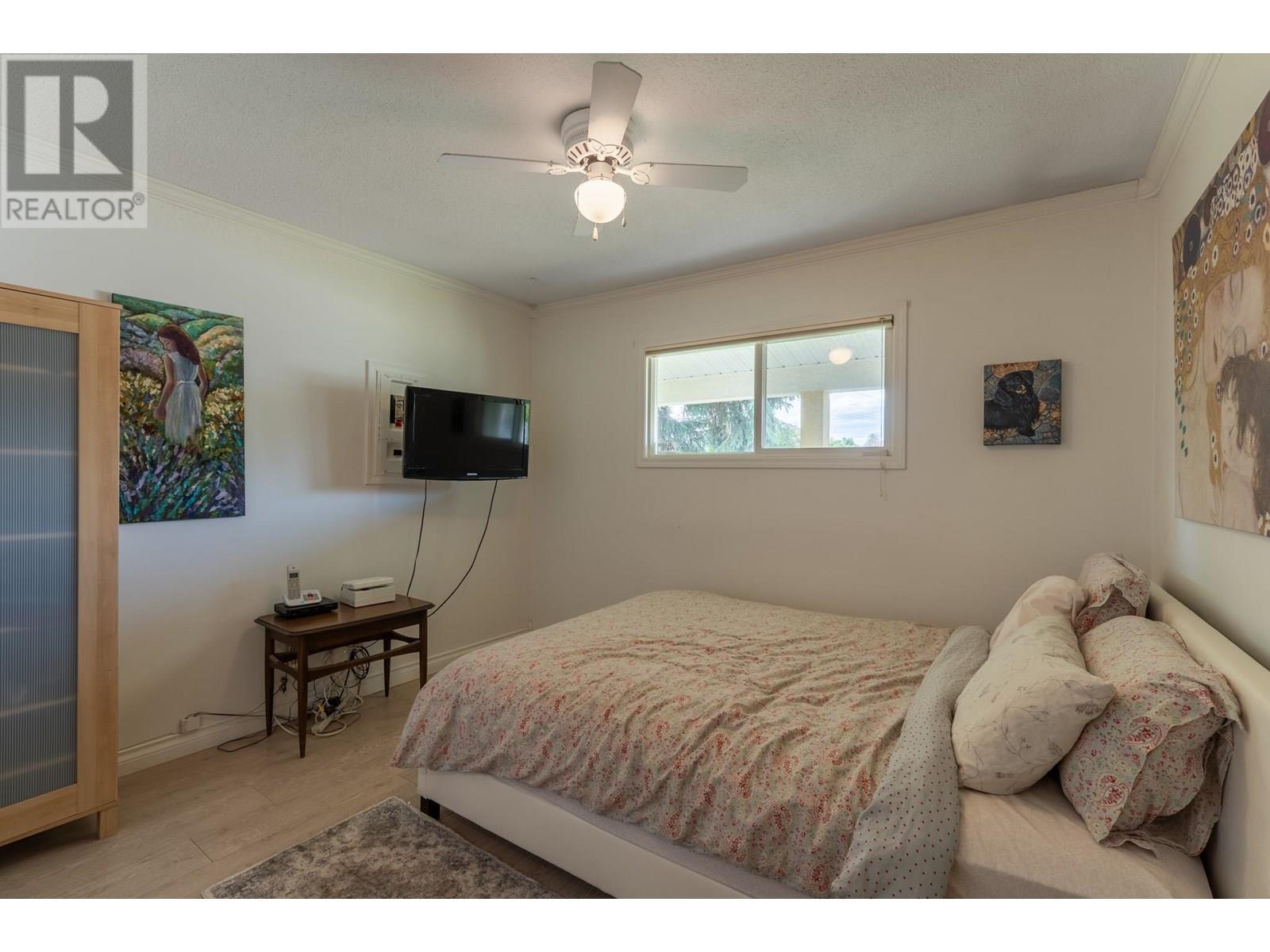 405 Macaden Court, Kelowna, British Columbia  V1X 2V1 - Photo 12 - 10353543
