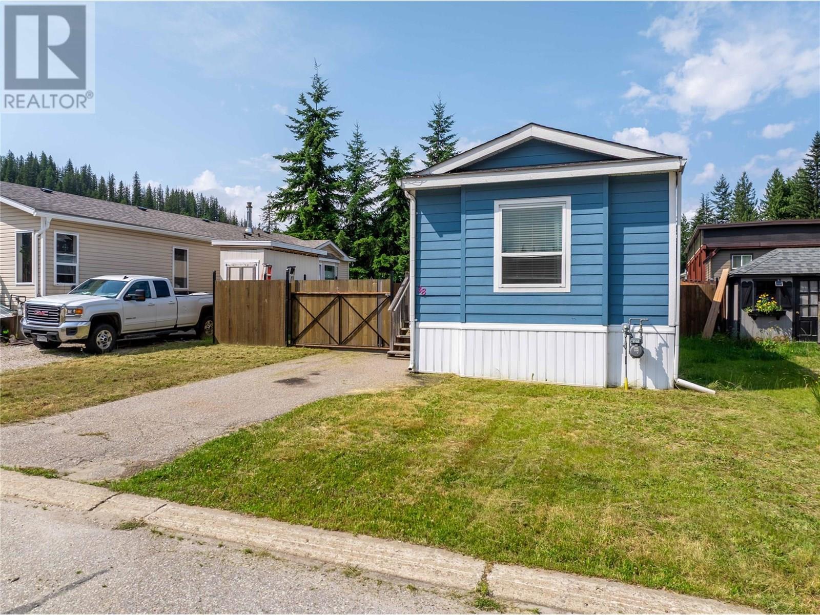 38 Johnson Way, Revelstoke, British Columbia