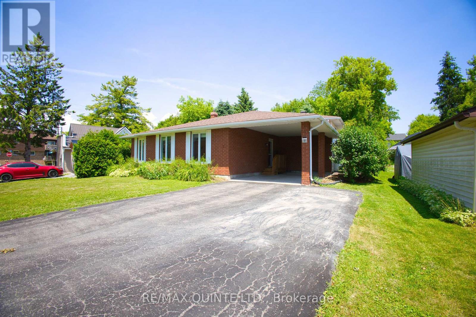 Property at 7 BLAKE STREET image 3