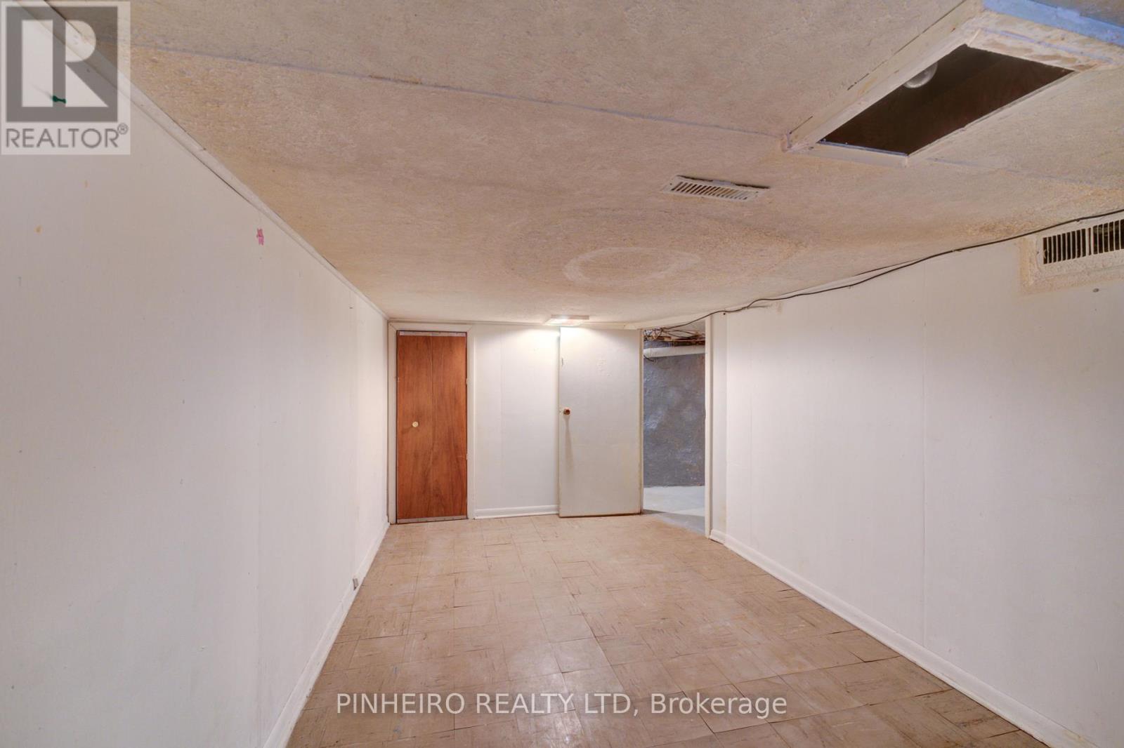 161 Dreaney Avenue, London East, Ontario  N5Z 1W9 - Photo 21 - X12250161
