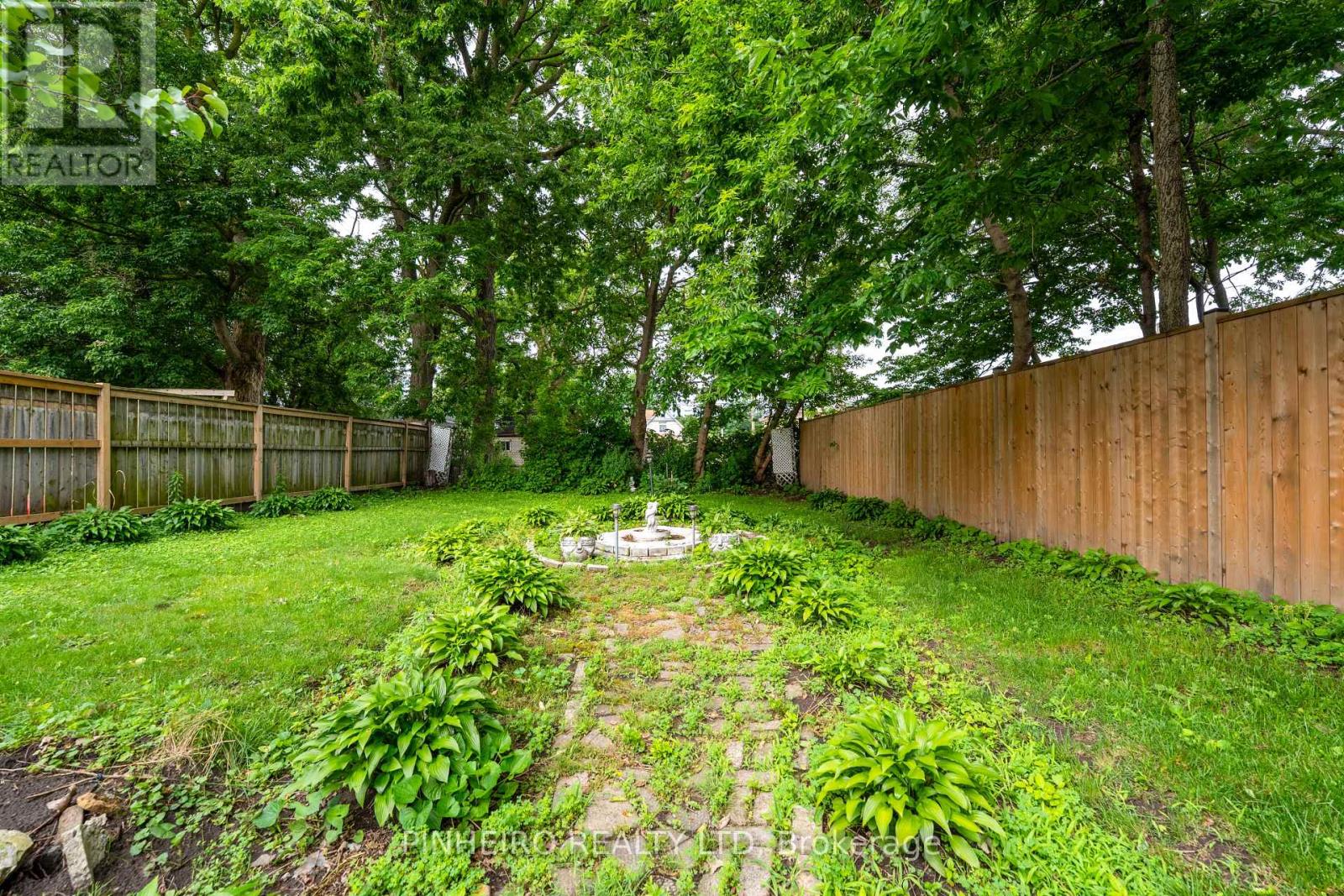 161 Dreaney Avenue, London East, Ontario  N5Z 1W9 - Photo 26 - X12250161