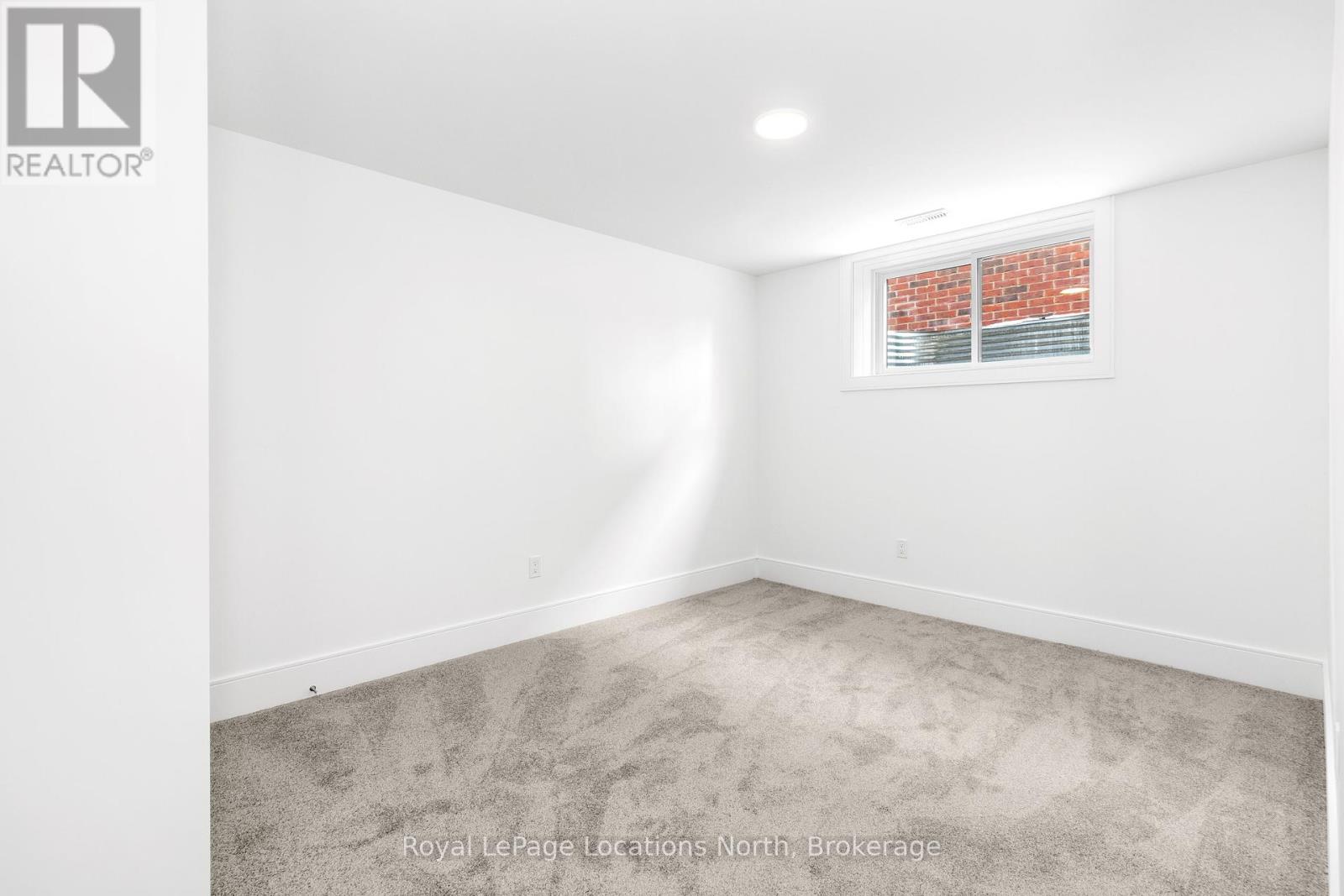113 Emerson Way, West Grey, Ontario  N0G 1R0 - Photo 31 - X12250195