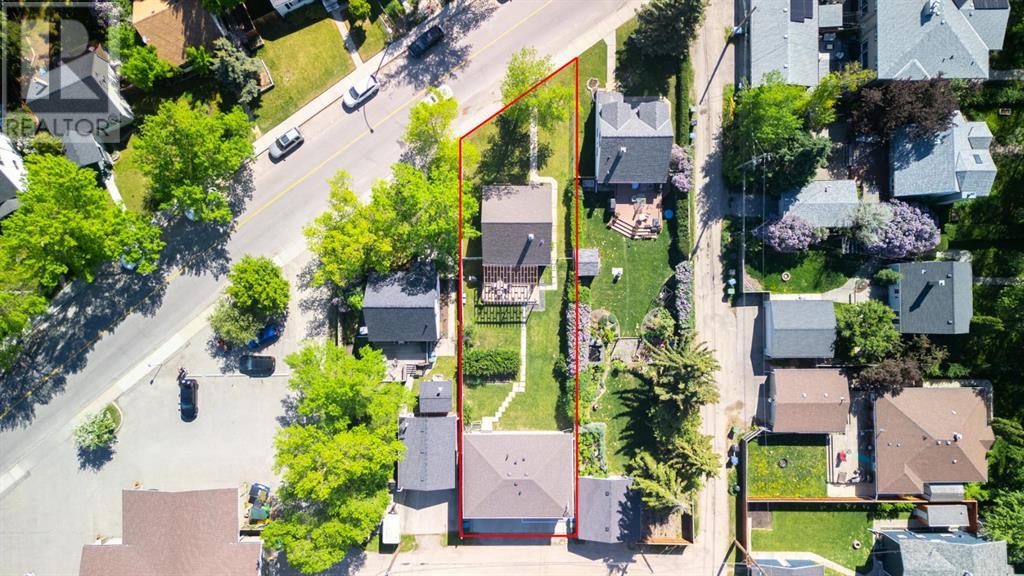 Property at 1015 Russet Road NE image 1