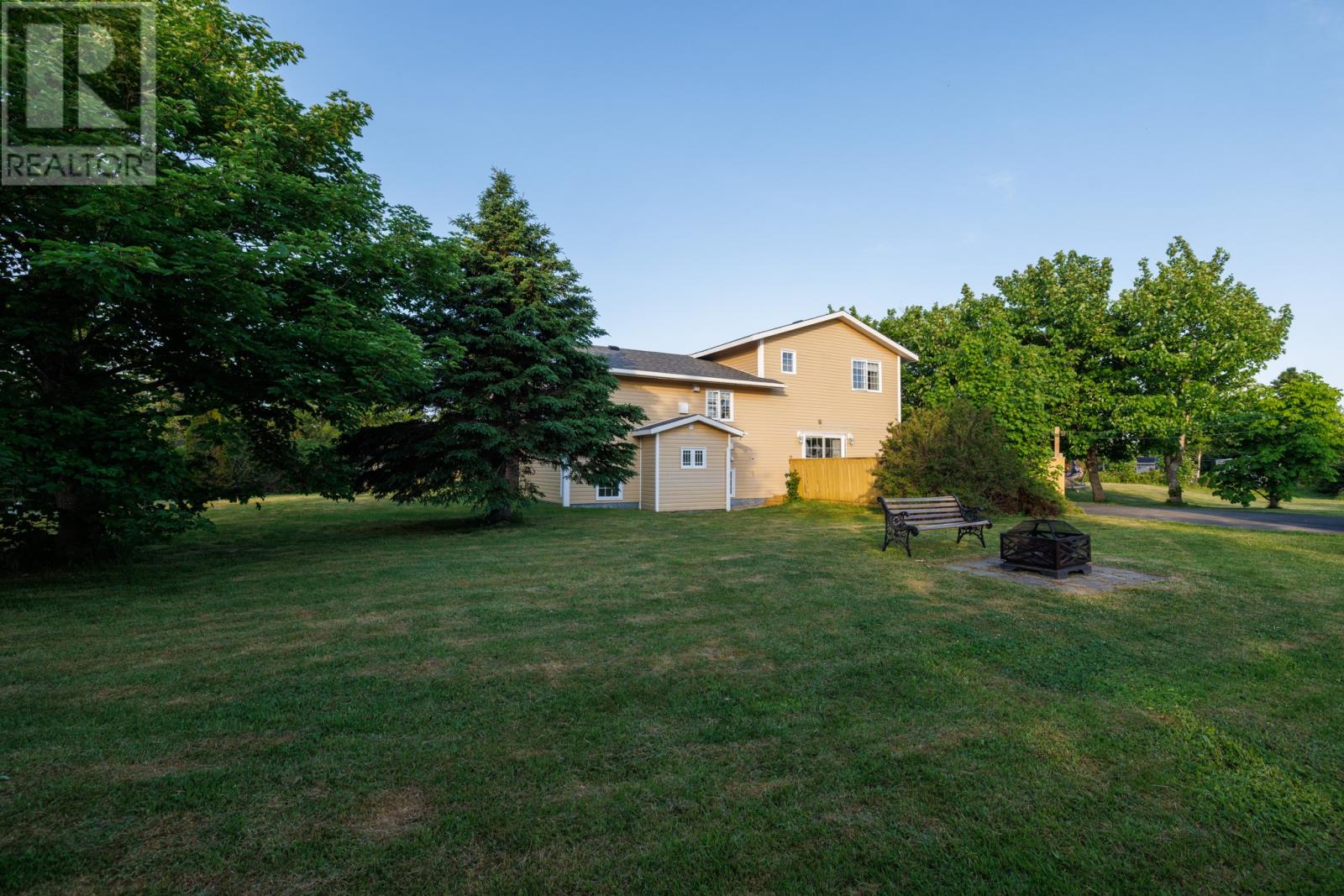 Property at 31 Desray Crescent image 4