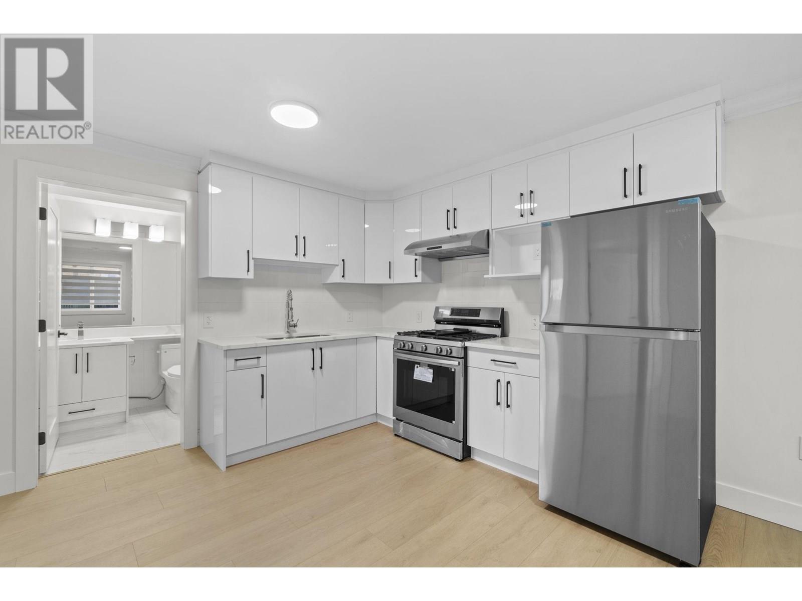 8073 18 Avenue, Burnaby, British Columbia  V3N 1J9 - Photo 17 - R3020459