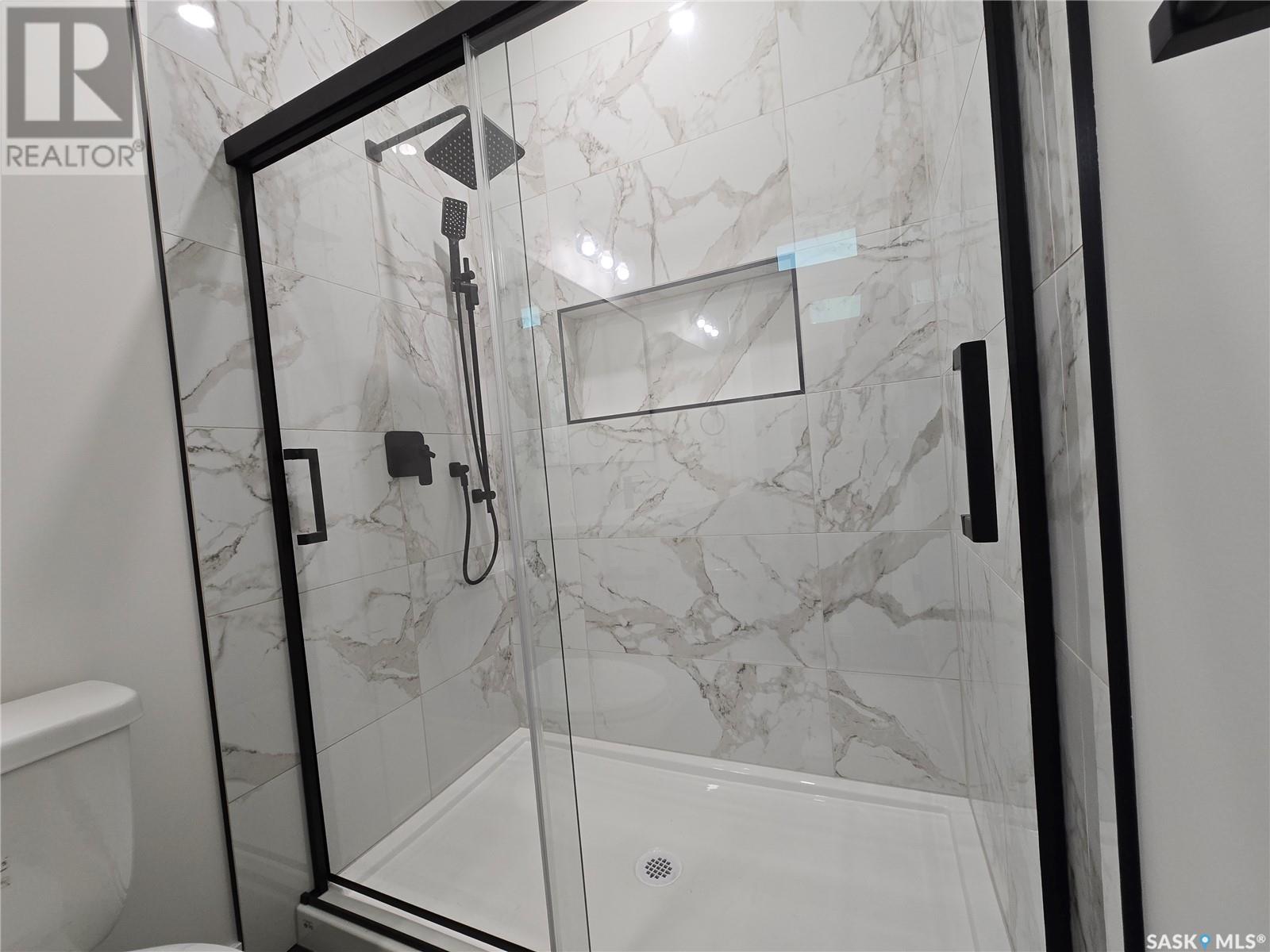 44 Kenney Crescent, Weyburn, Saskatchewan  S4H 1L3 - Photo 23 - SK010980