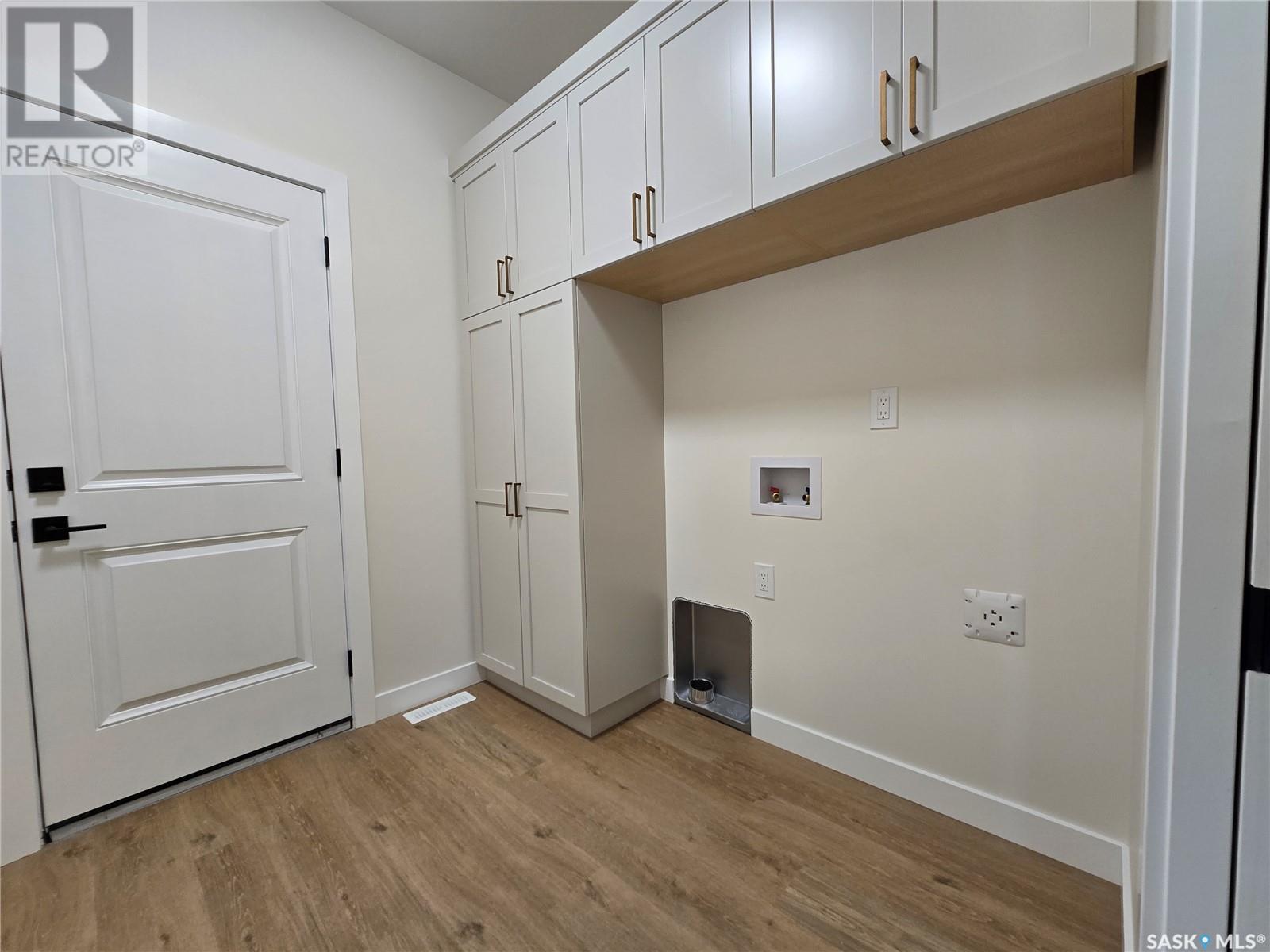 44 Kenney Crescent, Weyburn, Saskatchewan  S4H 1L3 - Photo 29 - SK010980