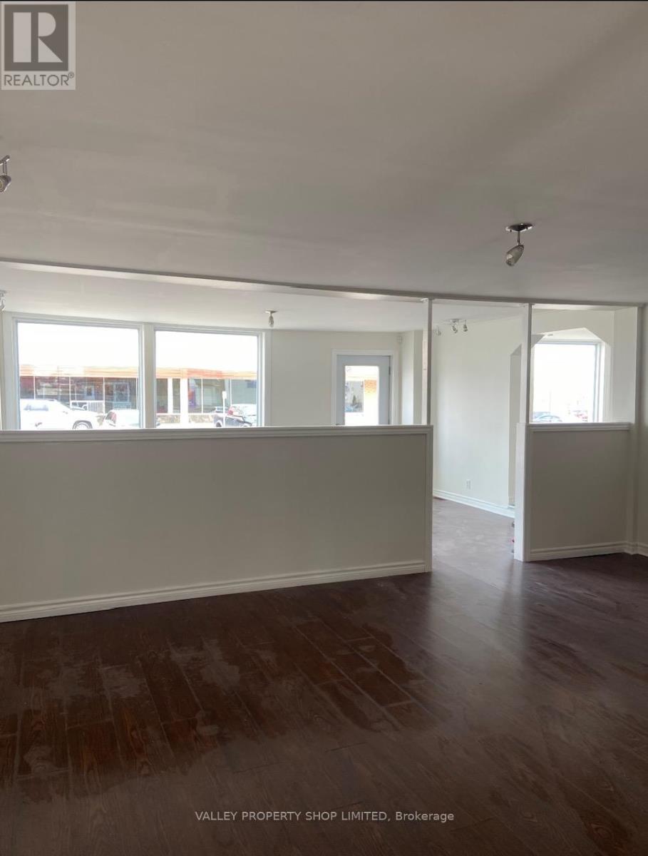 472 Pembroke Street E, Pembroke, Ontario  K8A 3L2 - Photo 6 - X12250292