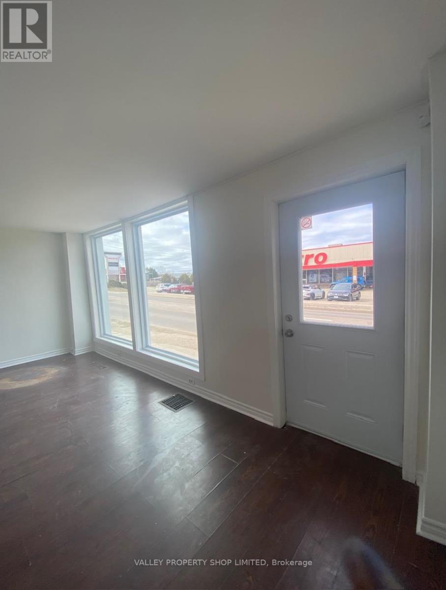 472 Pembroke Street E, Pembroke, Ontario  K8A 3L2 - Photo 7 - X12250292