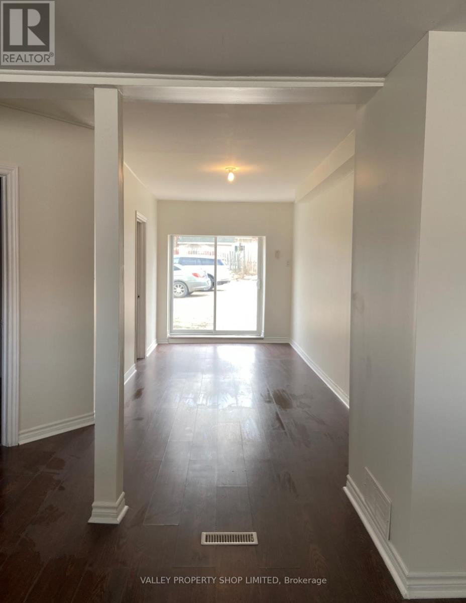 472 Pembroke Street E, Pembroke, Ontario  K8A 3L2 - Photo 8 - X12250292