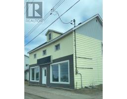 472 Pembroke Street E, Pembroke, Ca