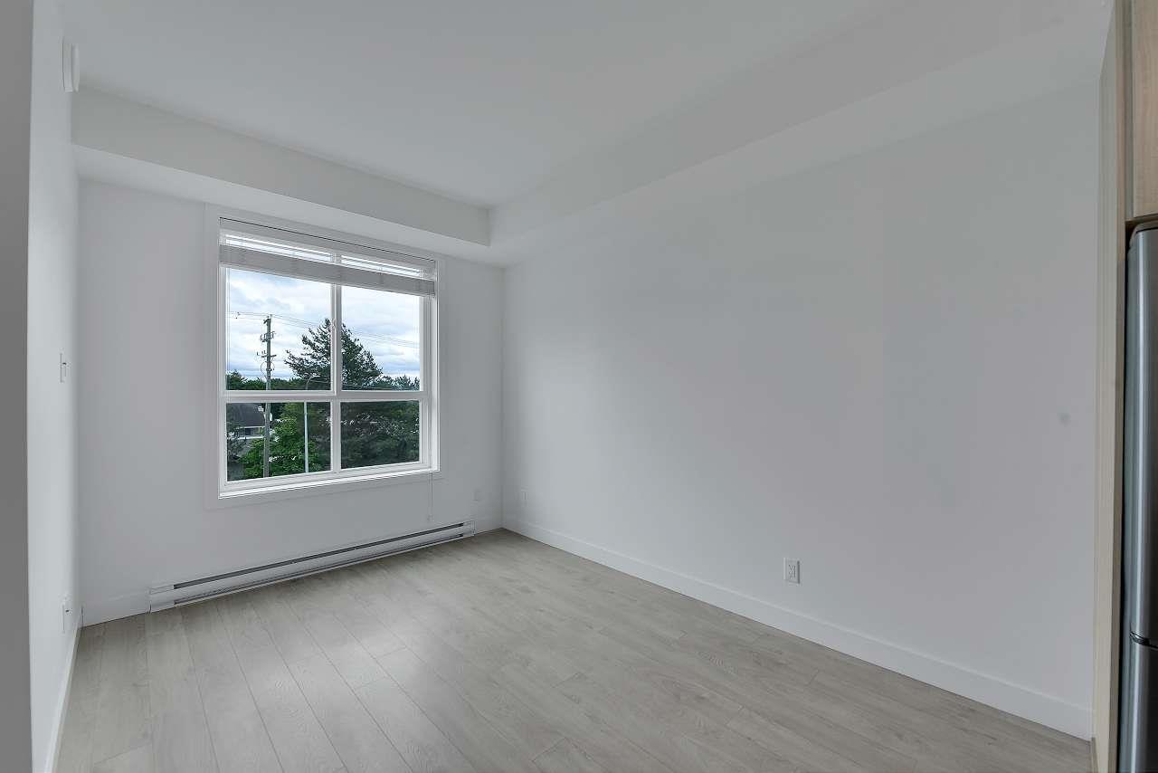 303 6438 195a Street, Surrey, British Columbia  V4N 6R5 - Photo 8 - R3019965