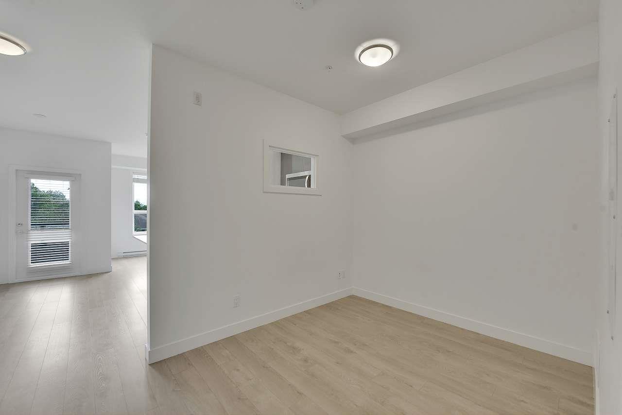 303 6438 195a Street, Surrey, British Columbia  V4N 6R5 - Photo 11 - R3019965