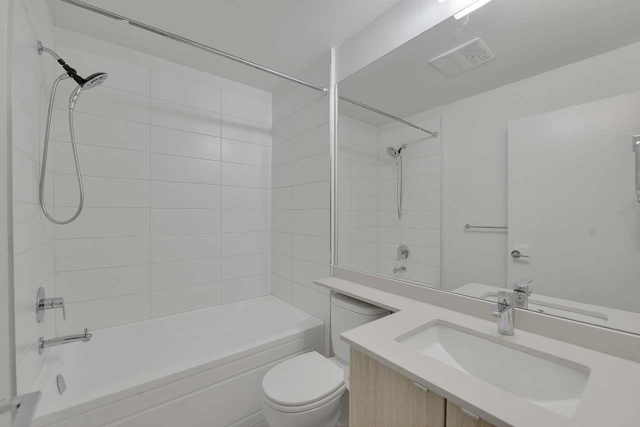 303 6438 195a Street, Surrey, British Columbia  V4N 6R5 - Photo 13 - R3019965