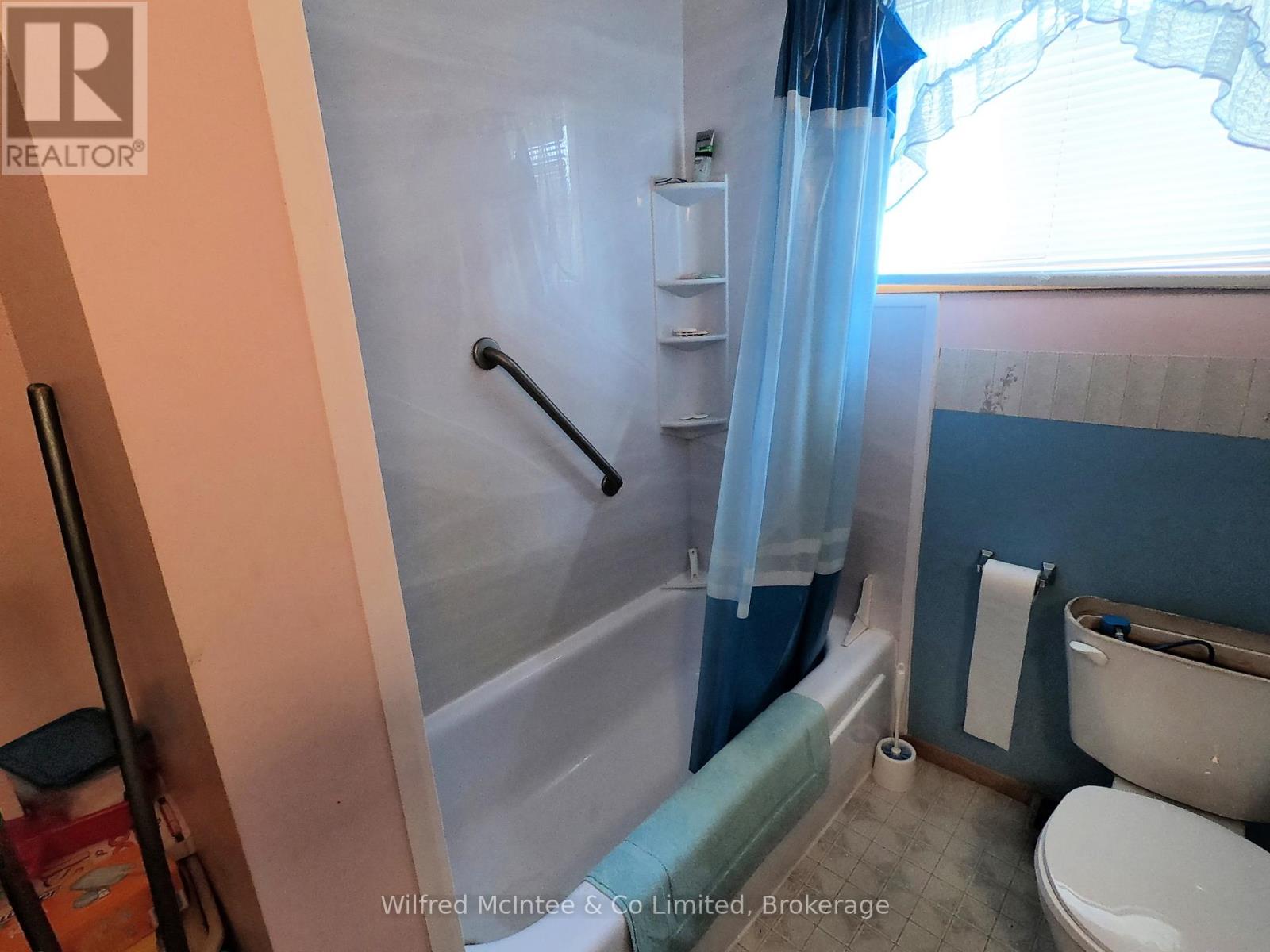 278 Ogimah Road W, Native Leased Lands, Ontario  N0H 2G0 - Photo 13 - X12206794