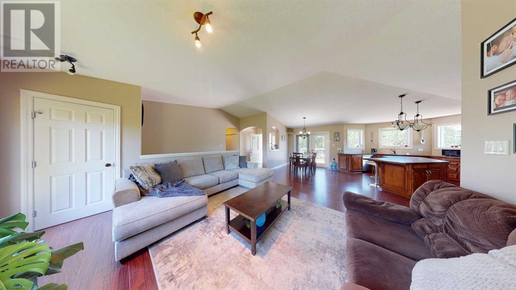 20, 68165 Campsite Road, Plamondon, Alberta  T0A 2T0 - Photo 6 - A1105400