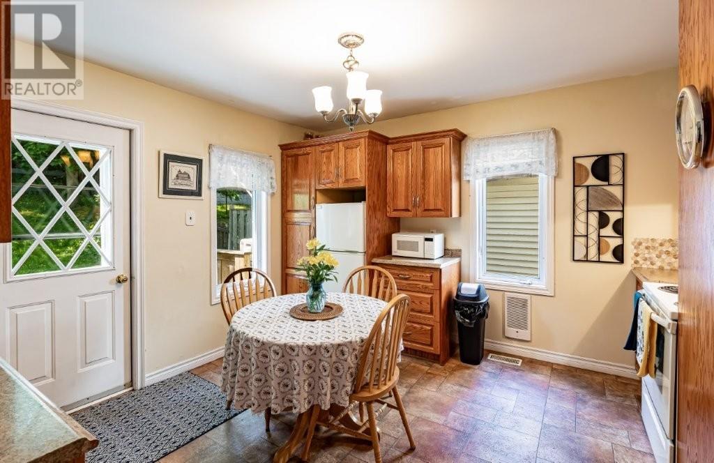 Property at 32 Warbury Street image 2