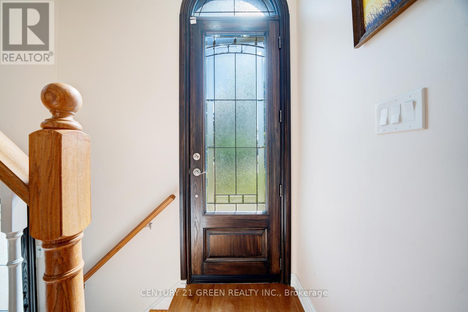 Property at 159 HOLLYBERRY TRAIL image 3