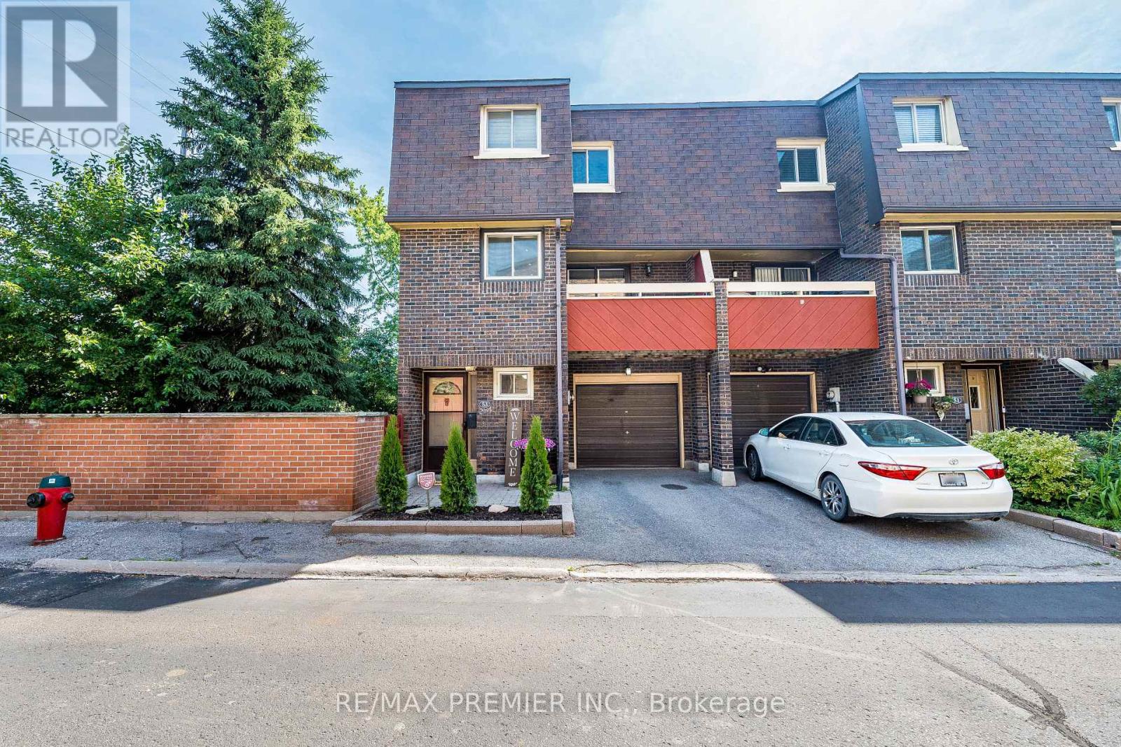 53 POETS WALK WAY, Toronto, Ontario