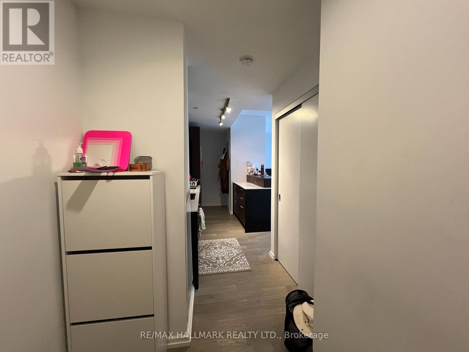 3001 - 75 St Nicholas Street, Toronto, Ontario  M4Y 0A5 - Photo 6 - C12250237