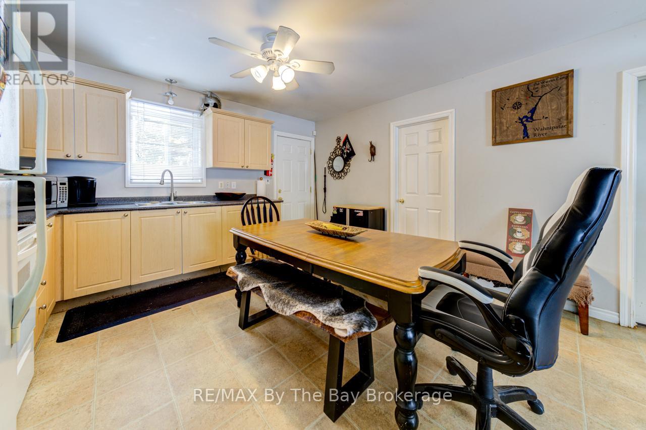 701 River Road E, Wasaga Beach, Ontario  L9Z 2M3 - Photo 10 - S11998132
