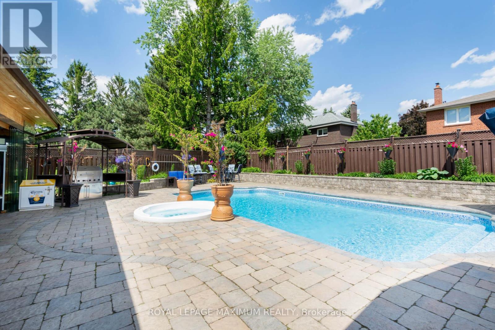 35 Lorengate Place, Vaughan, Ontario  L4L 2Y4 - Photo 31 - N12249998