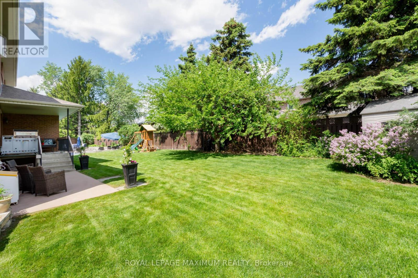 35 Lorengate Place, Vaughan, Ontario  L4L 2Y4 - Photo 38 - N12249998
