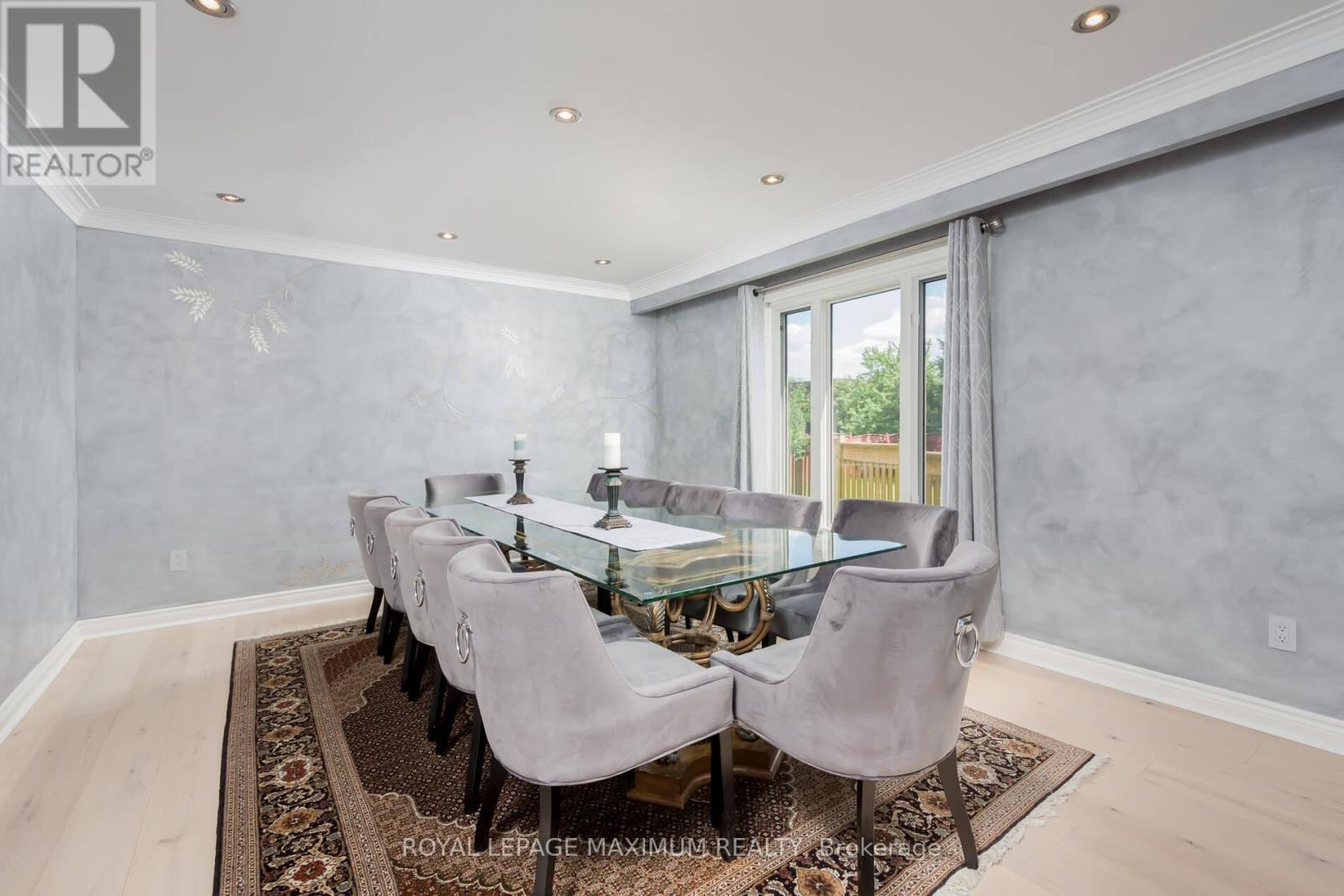 35 Lorengate Place, Vaughan, Ontario  L4L 2Y4 - Photo 7 - N12249998