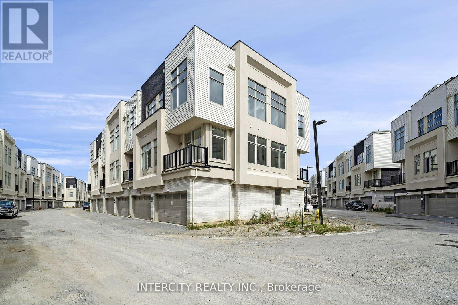 Property at 7 ALBERT FIRMAN LANE S image 4