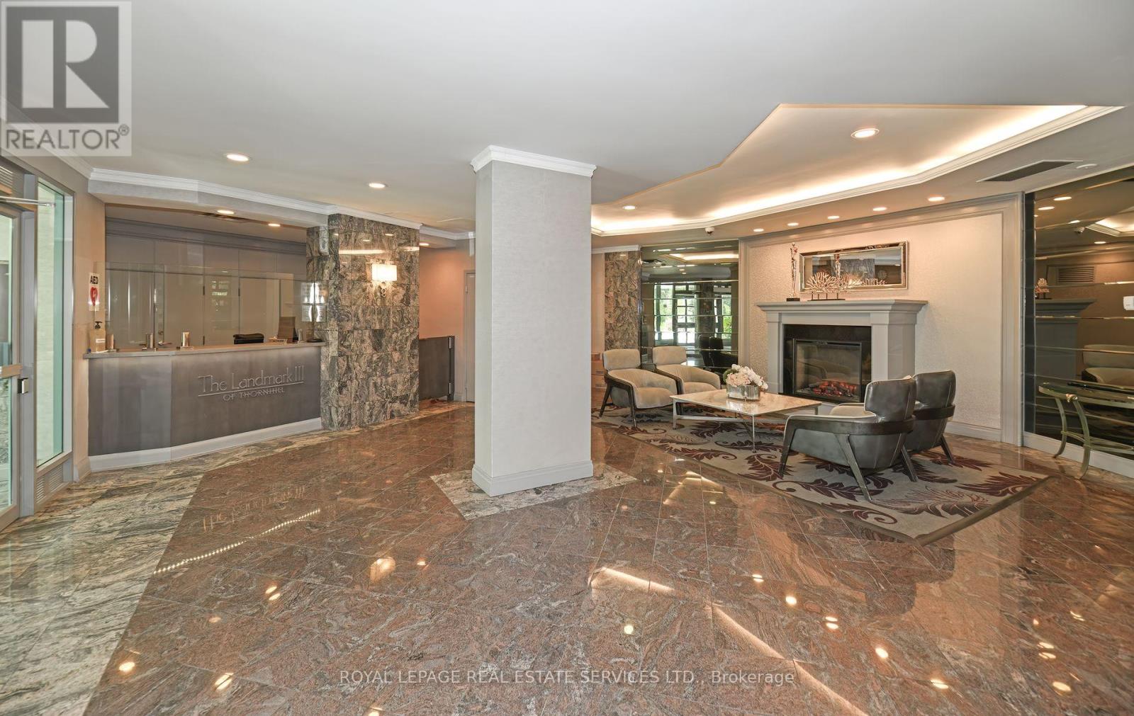 Property at 113 - 7905 BAYVIEW AVENUE image 4