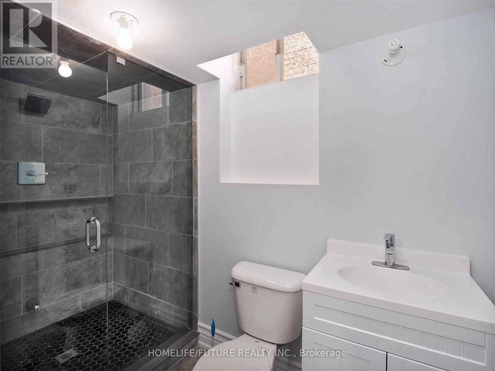 33 Retreat Boulevard, Vaughan, Ontario  L4H 0C1 - Photo 14 - N12250361
