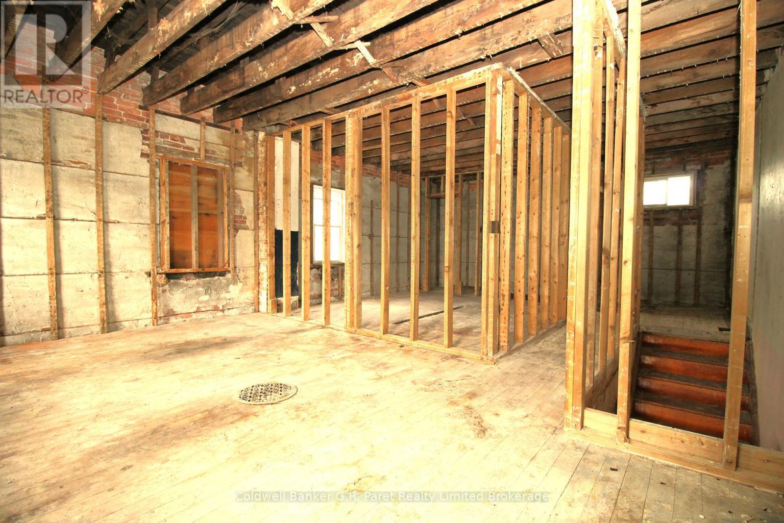 6 Church Street W, Norwich, Ontario  N0J 1C0 - Photo 8 - X12250385