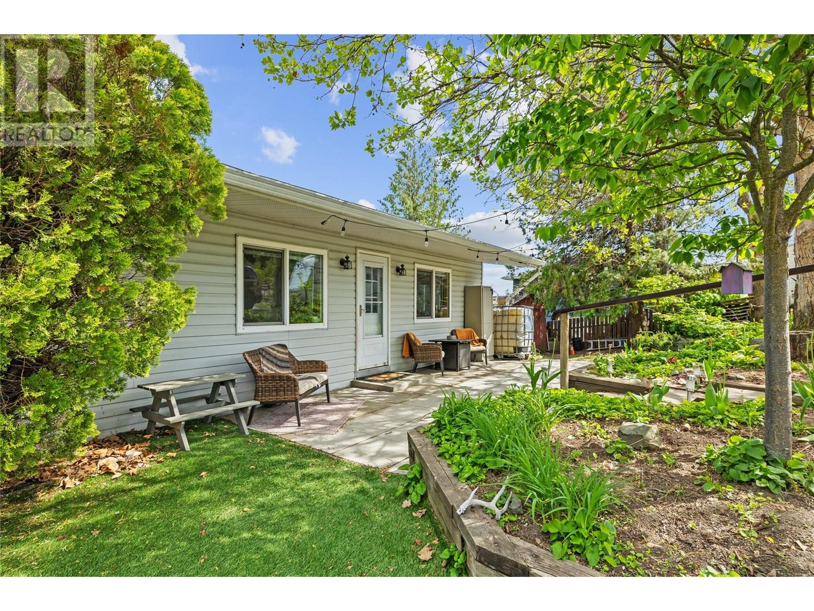 Property at 11331 Bond Road image 2