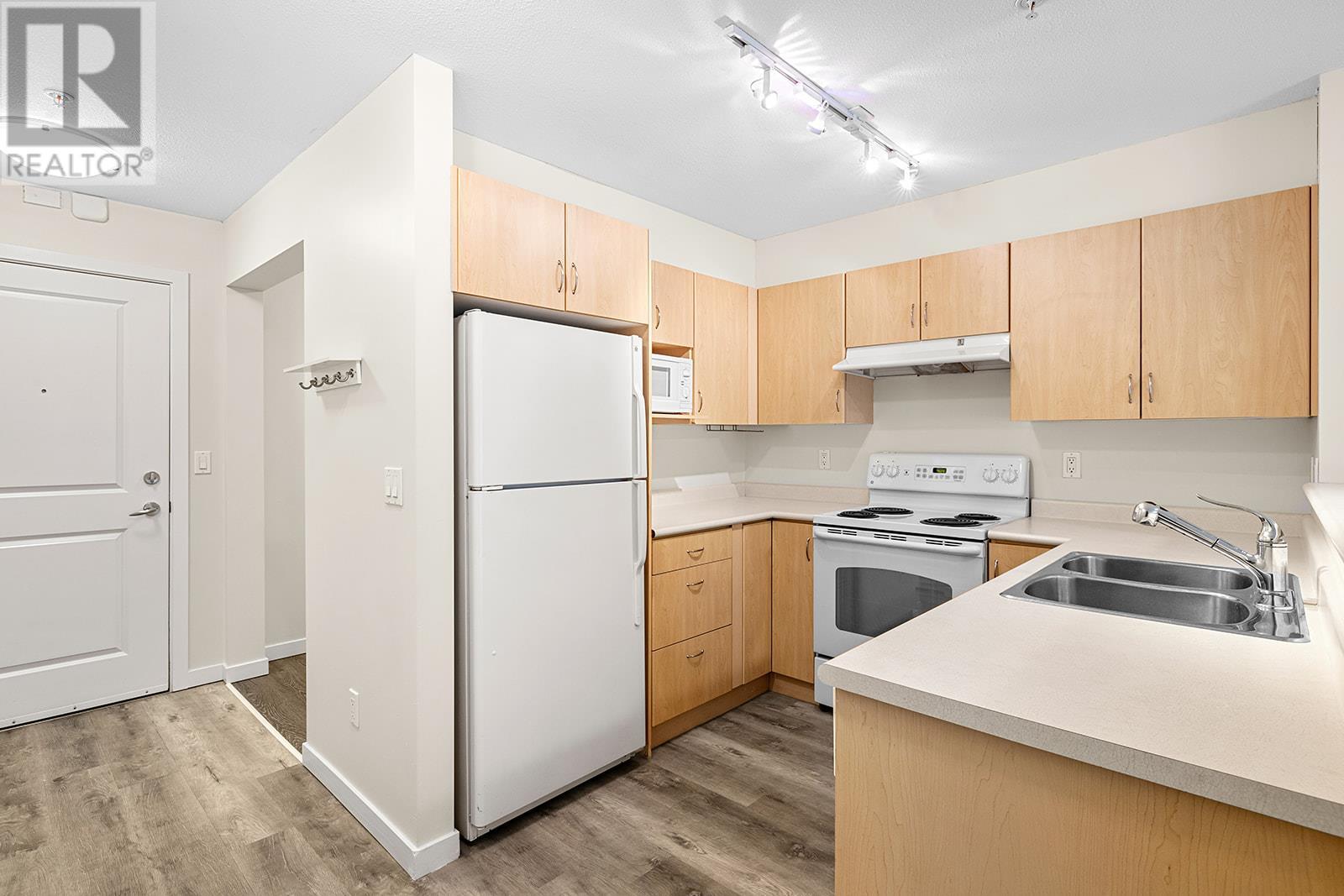 Property at 563 Yates Road Unit# 109 image 5