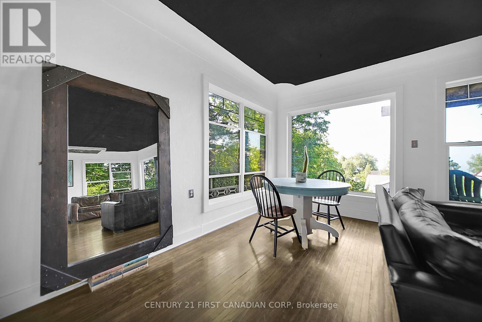 147 Harrison Place, Central Elgin (Port Stanley), Ontario  N5L 1A1 - Photo 15 - X12250433